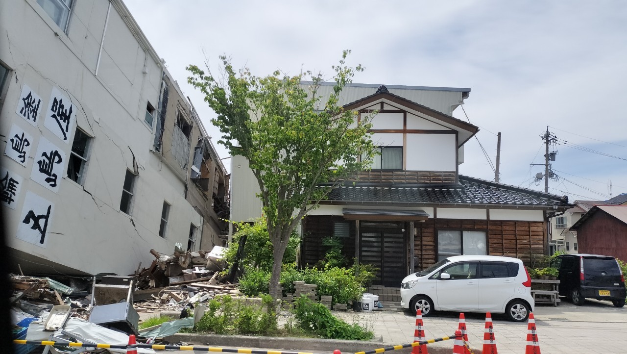 LINE_ALBUM_能登半島地震被災地状況24.6.15㈯〜6.17㈪_240619_227 - コピー.jpg