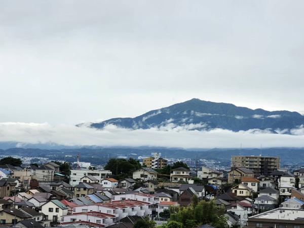 8-佐藤-朝の大山