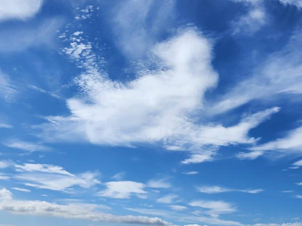 10-佐藤-秋の空1759238436406